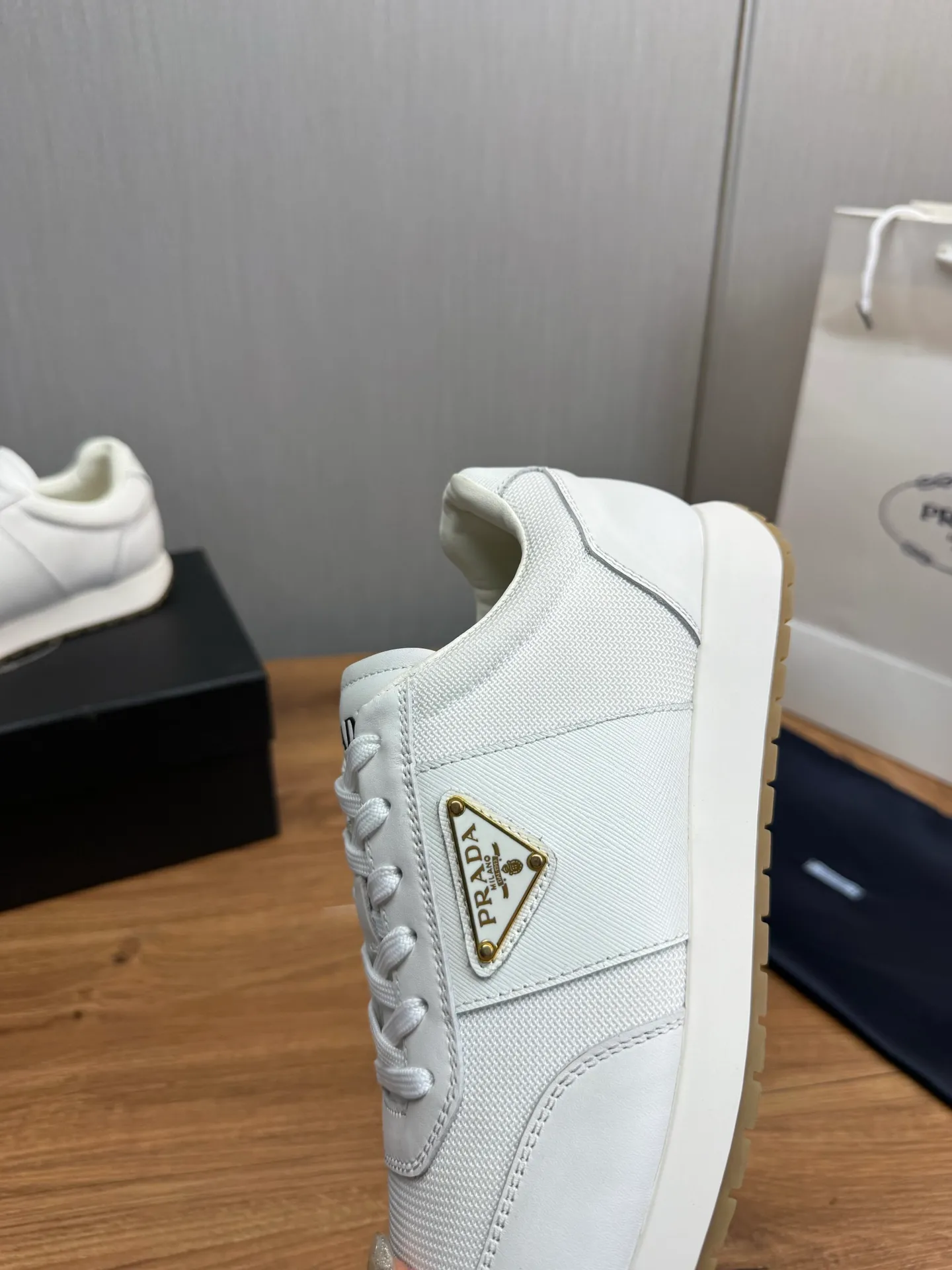 Men's shoes 💰760💰 [PRADA] New models synchronized with the official website, high-quality shipments ✔️Best sellers🔥 Original cowhide with mesh surface + cowhide lining, 1🆚1 replica, original bottom, 38-45 (men's 45 is custom-made and cannot be returned)